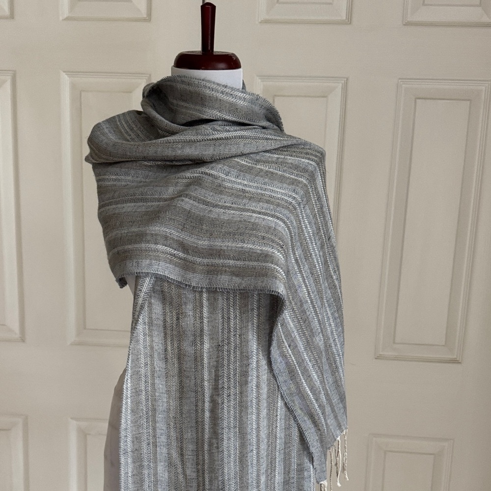 Elegant Gray Linen Striped Scarf